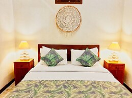 Tír na nÓg Beachfront Resort