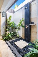 Tír na nÓg Beachfront Resort