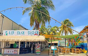 Tír na nÓg Beachfront Resort