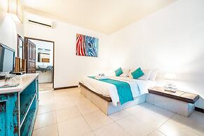 Tír na nÓg Beachfront Resort