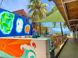 Tír na nÓg Beachfront Resort