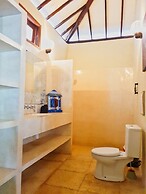 Tír na nÓg Beachfront Resort