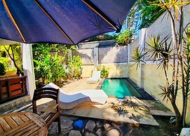 Tír na nÓg Beachfront Resort