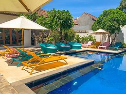 Tír na nÓg Beachfront Resort