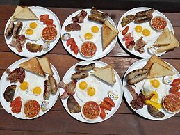 Tír na nÓg Beachfront Resort