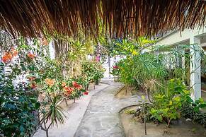 Tír na nÓg Beachfront Resort