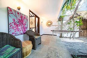 Tír na nÓg Beachfront Resort