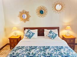 Tír na nÓg Beachfront Resort