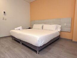 Apartamentos Regency La Feria