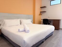 Apartamentos Regency La Feria