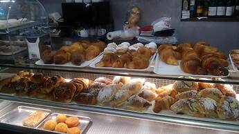 Almaran Bed & Breakfast