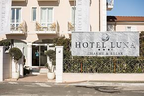 Hotel Luna