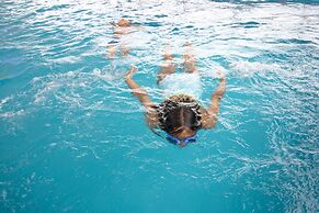 Monotel Luxury Business Hotel