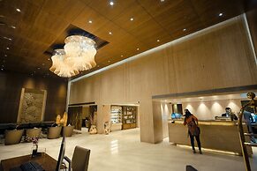 Monotel Luxury Business Hotel