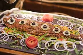 Monotel Luxury Business Hotel