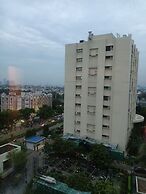 Monotel Luxury Business Hotel