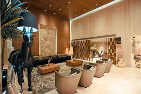 Monotel Luxury Business Hotel