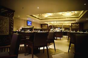 Monotel Luxury Business Hotel