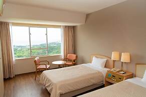 Motobu Green Park Hotel and Golf Course