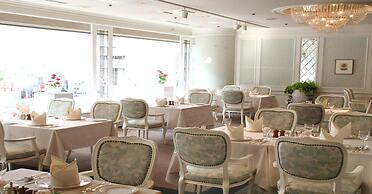 The Crown Palais New Hankyu Kochi