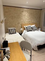 Le Savoy Hotel