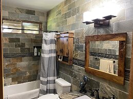 Volcano Rainforest Lodge