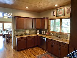 Volcano Rainforest Lodge