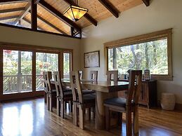 Volcano Rainforest Lodge