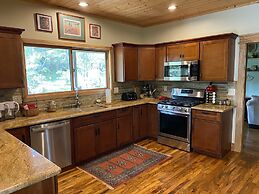 Volcano Rainforest Lodge