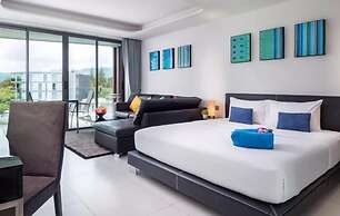 Absolute Twin Sands Resort & Spa