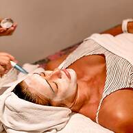 Absolute Twin Sands Resort & Spa