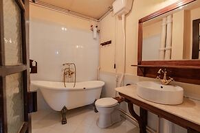 Saphir Dalat Hotel