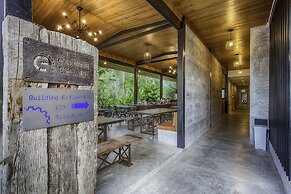 Escape De Phuket Hotel