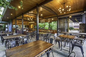 Escape De Phuket Hotel