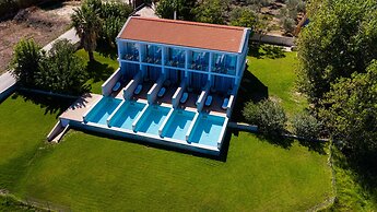 Belussi Beach Hotel & Suites