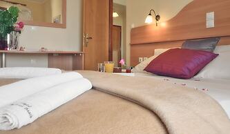 Belussi Beach Hotel & Suites