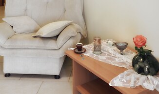 Belussi Beach Hotel & Suites