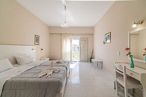 Belussi Beach Hotel & Suites