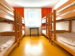 A&T Hotel & Hostel