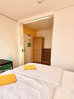 A&T Hotel & Hostel