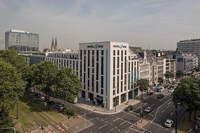 Motel One Düsseldorf - Hauptbahnhof