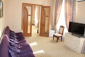 Resident Hotel