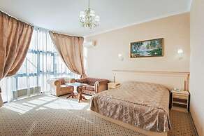 Resident Hotel