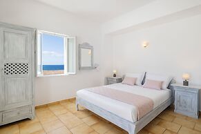 Vrachia Studios & Apartments