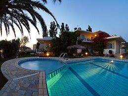 Cormoranos Apartments