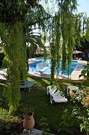 Cormoranos Apartments