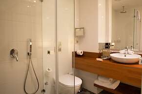 The Rothschild Hotel Tel Aviv's Finest