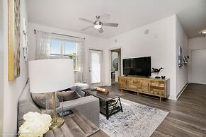 Clean, Cozy & Chic Apartment. CDC Cleaning Standards! Just 3 Miles Fro
