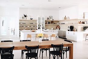 Clean, Cozy & Chic Apartment. CDC Cleaning Standards! Just 3 Miles Fro