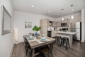 Clean, Cozy & Chic Apartment. CDC Cleaning Standards! Just 3 Miles Fro